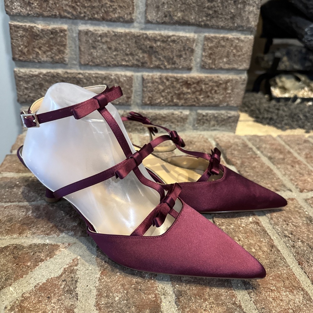 Jewel Badgley Mischka Elisabetta Bow Pointed Toe Pumps Bordeaux Satin Size 8.5M